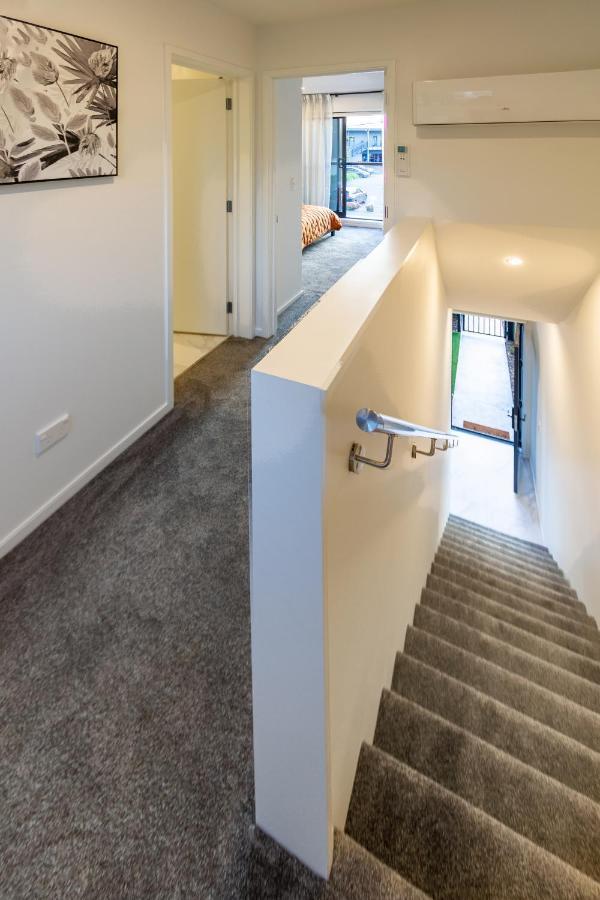 Modern 3 Bed Overlooking Hagley Park Крайстчърч Екстериор снимка