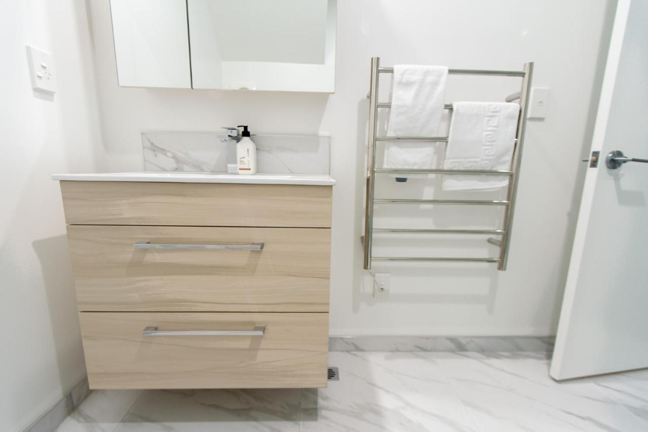 Modern 3 Bed Overlooking Hagley Park Крайстчърч Екстериор снимка