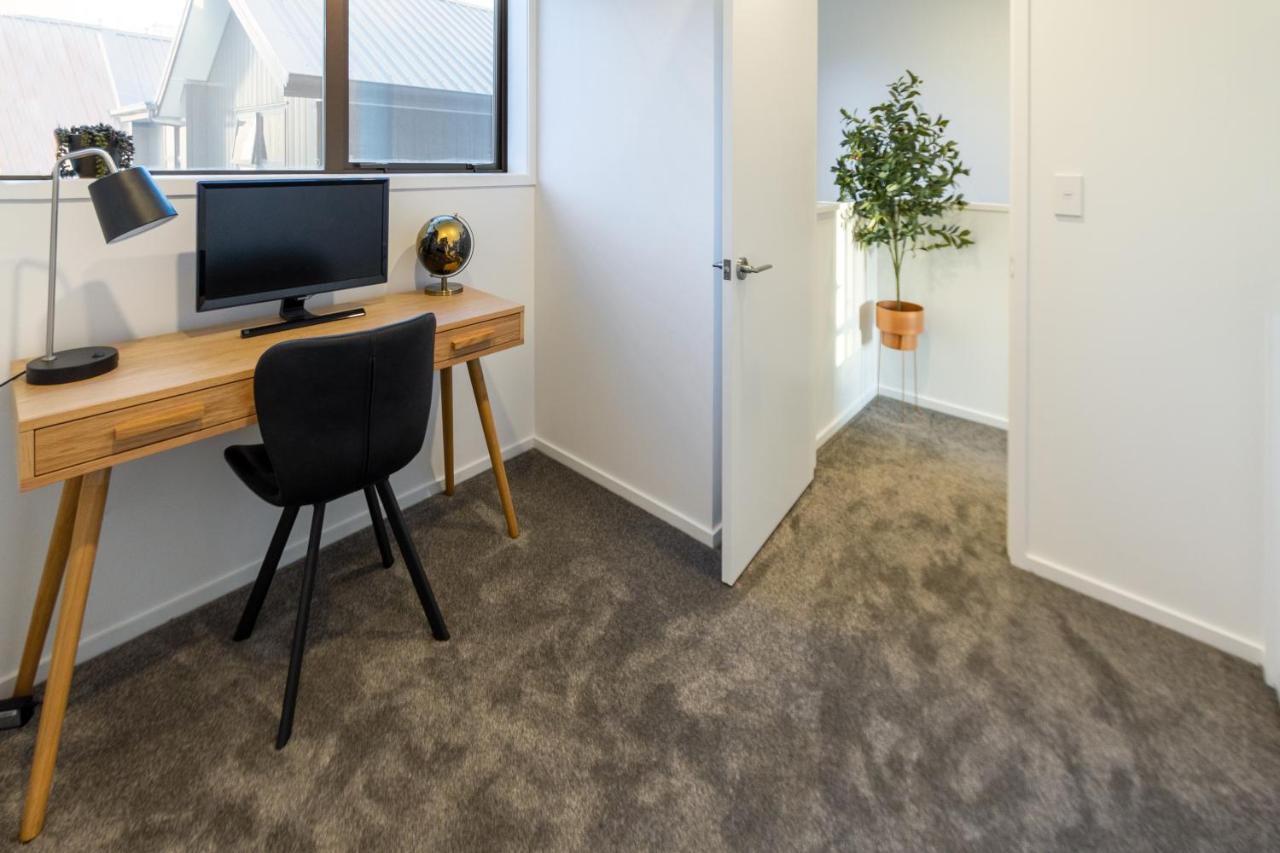 Modern 3 Bed Overlooking Hagley Park Крайстчърч Екстериор снимка